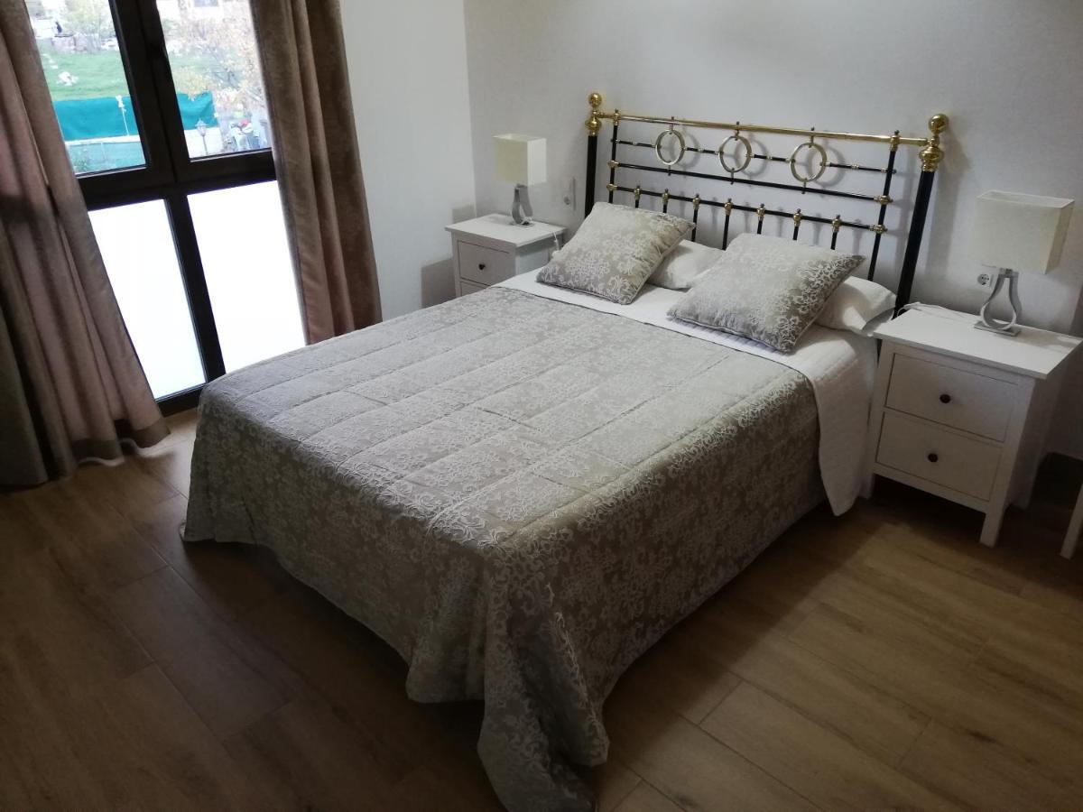 Ferienwohnung Puente Viejo De Buitrago Casa Enebro Buitrago del Lozoya Exterior foto